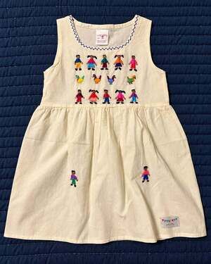 Lolly y Nelly Girls Embroidered Dress Size 5 Cotton Blend Made in Mexico